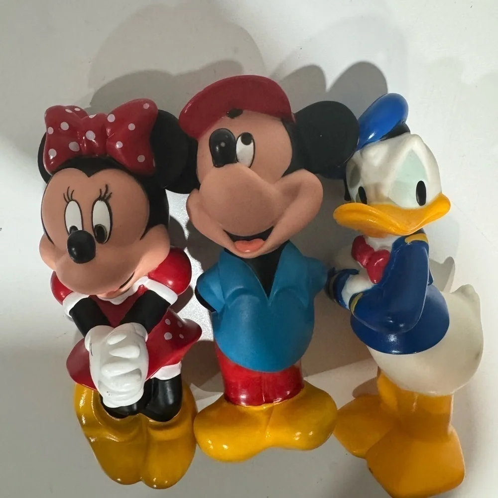 DISNEY Vintage rubber squeaky bath toys set of 3 mickey,Minnie and Donald Duck